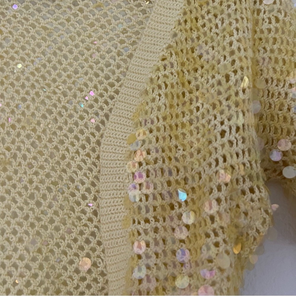 Wendy Hil NWOT sequin knit shrug - Picture 7 of 8